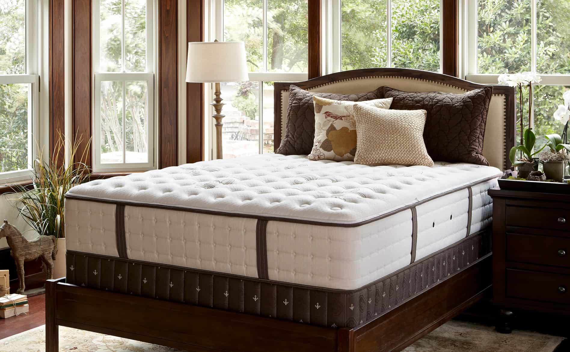 stearns & foster estate king mattress